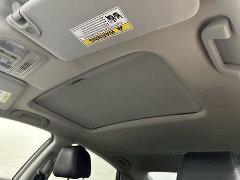 Used 2018 Honda Civic EX-L image 27