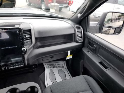 New 2026 RAM 2500 Tradesman AWD/4WD image 15