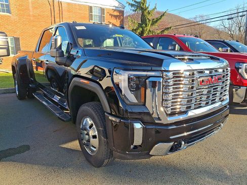 New 2026 GMC Sierra 3500 Denali w/ Denali Reserve Package image 1