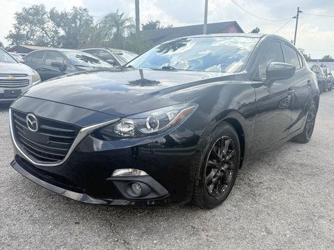 Used 2016 MAZDA MAZDA3 i Touring w/ Popular Equipment Package FWD image 4