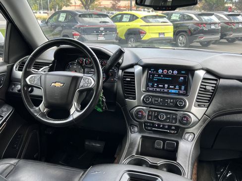 Used 2017 Chevrolet Suburban LT AWD/4WD image 23