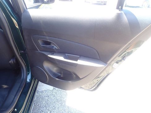 Used 2015 Chevrolet Cruze LT FWD image 27