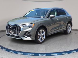 Used 2022 Audi Q3 2.0T Premium w/ Convenience Package AWD/4WD video 1