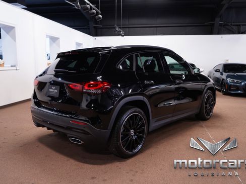 Used 2021 Mercedes-Benz GLA 250 w/ AMG Line Exterior image 7