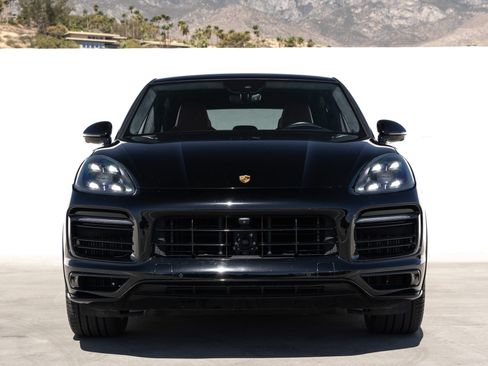 Certified 2022 Porsche Cayenne GTS AWD/4WD image 10