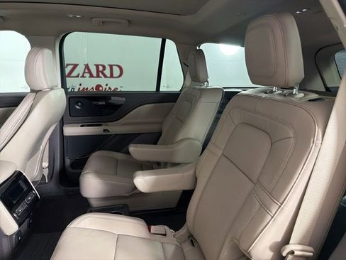 Used 2024 Lincoln Aviator Reserve w/ Equipment Group 201A RWD image 12