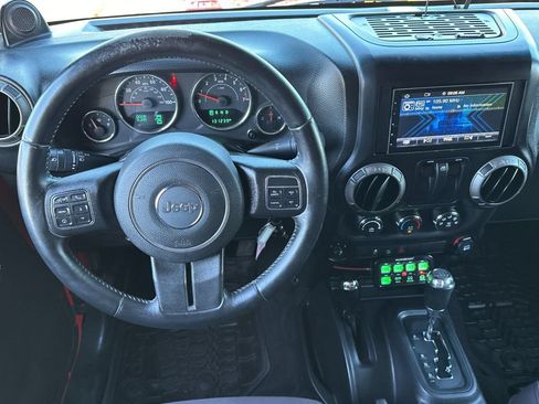 Used 2014 Jeep Wrangler Sport AWD/4WD image 15