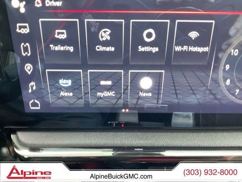 Used 2024 GMC Sierra 1500 AT4 w/ AT4 Preferred Package AWD/4WD image 17