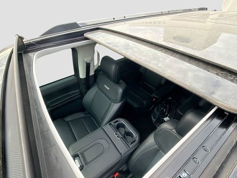 New 2025 Ford Expedition Max Platinum w/ Driver's Package image 29