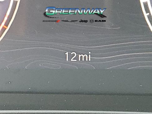 New 2025 Jeep Grand Cherokee Limited w/ Black Appearance Package image 33