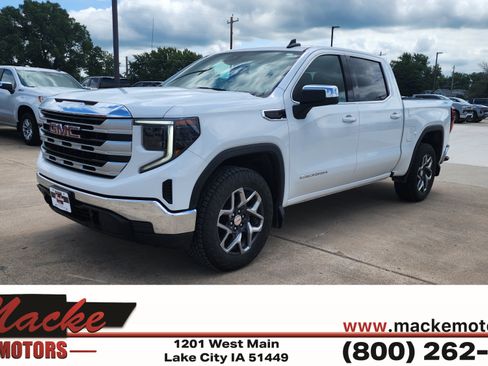 Used 2024 GMC Sierra 1500 SLE w/ Preferred Package AWD/4WD image 1