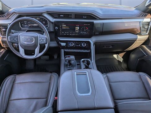 Used 2022 GMC Sierra 1500 Denali w/ Technology Package image 14