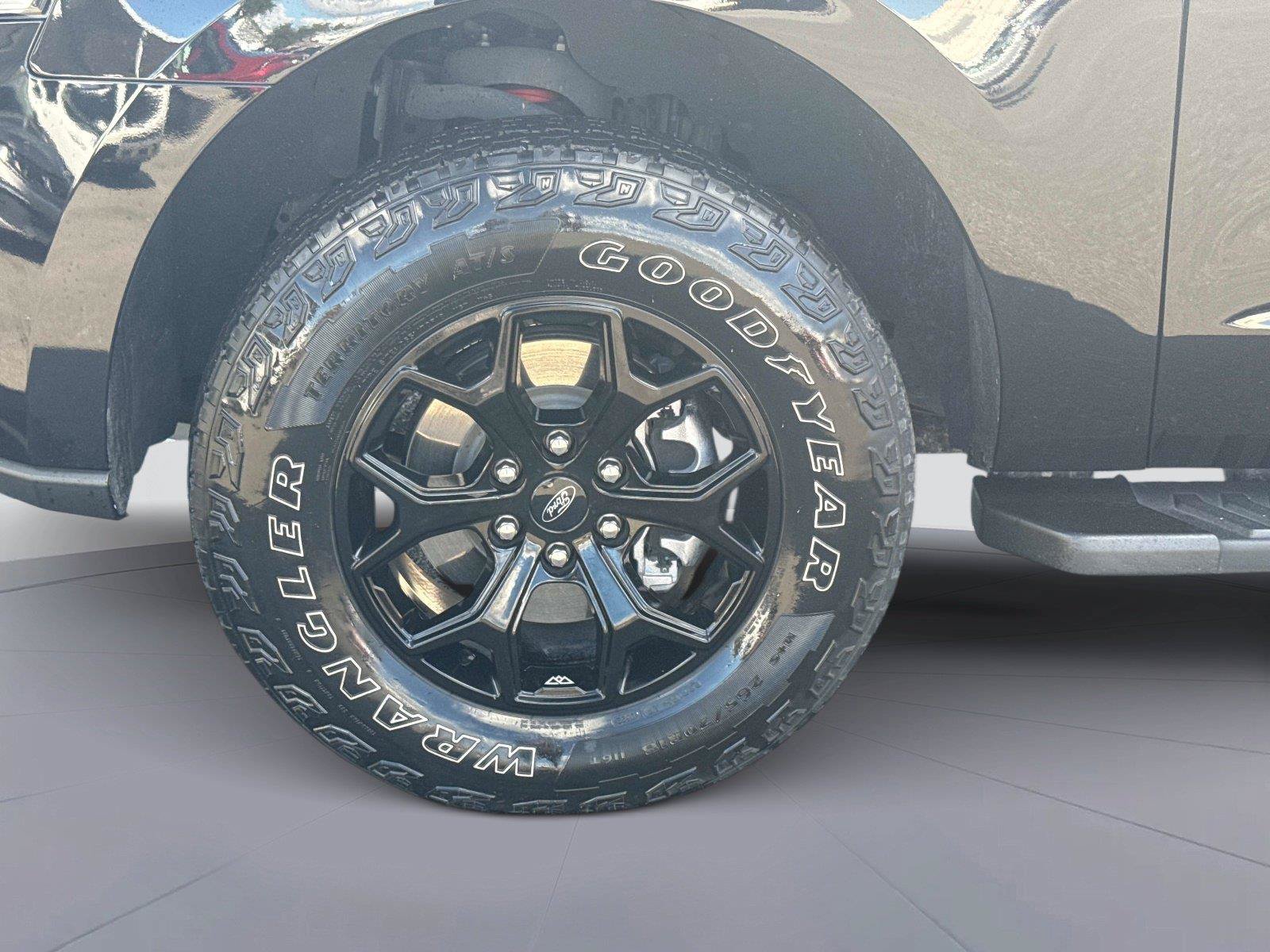Used 2022 Ford Expedition Timberline AWD/4WD image 11