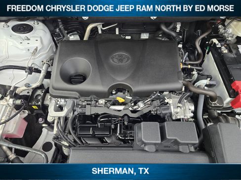 Used 2025 Toyota RAV4 LE image 23