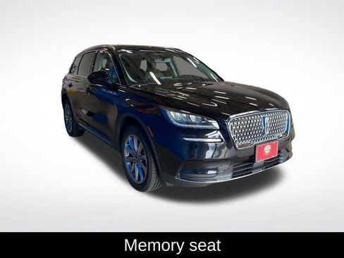 Used 2021 Lincoln Corsair AWD w/ Premium Package image 17