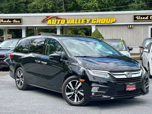 Used 2018 Honda Odyssey Elite image 1