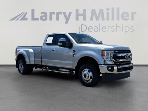 Used 2022 Ford F350 XLT w/ XLT Premium Package AWD/4WD image 8