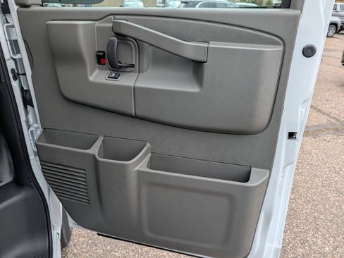 New 2026 GMC Savana 3500 Extended w/ Driver Convenience Package RWD image 20