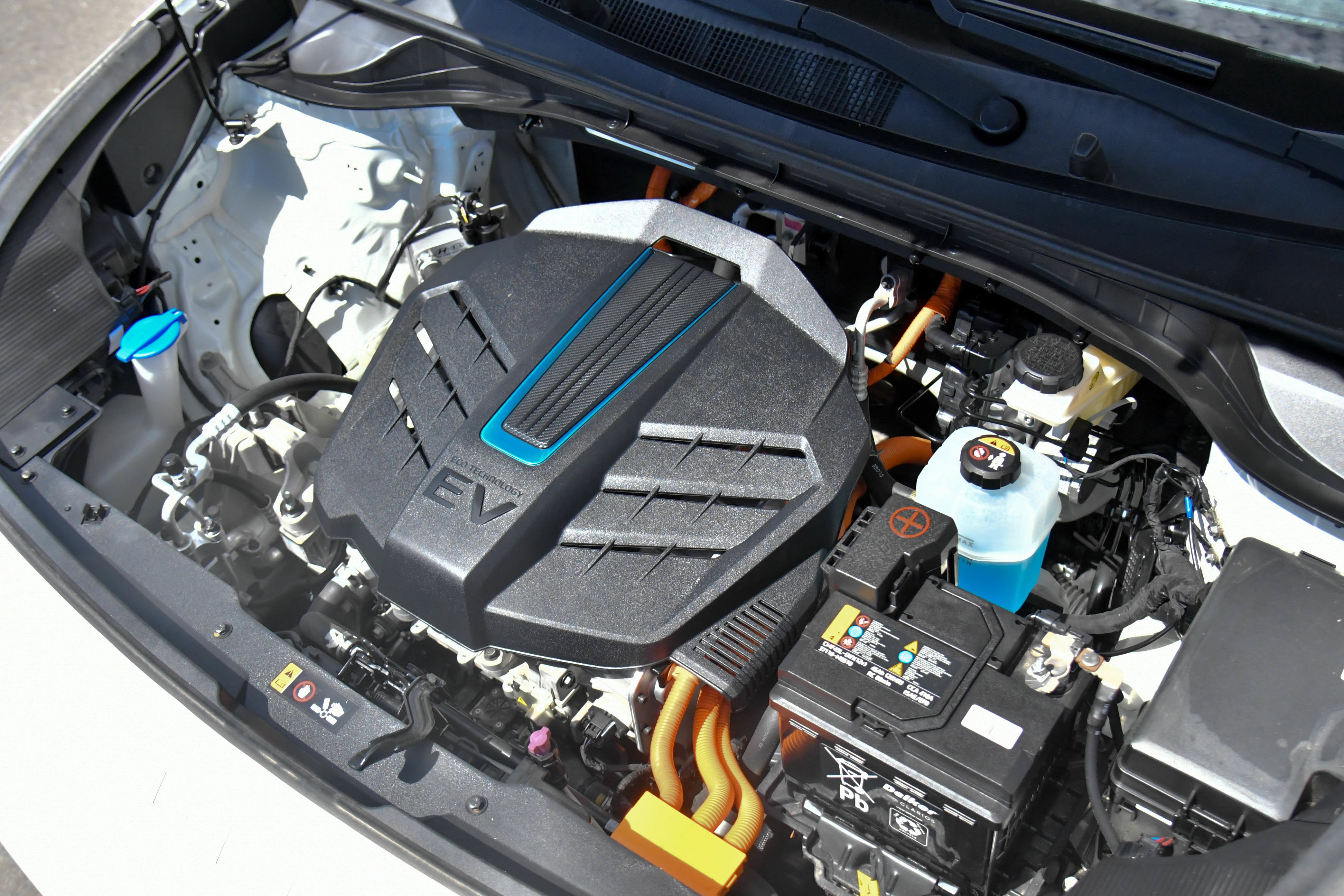 Used 2022 Kia Niro EX FWD image 47
