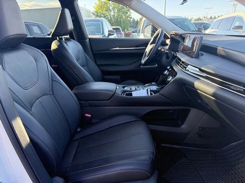 Certified 2024 INFINITI QX60 Sensory w/ Cargo Package AWD/4WD image 26
