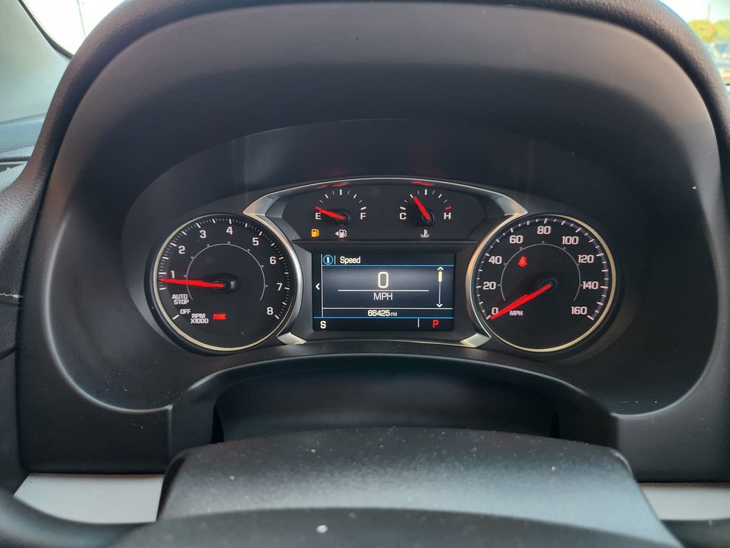 Used 2023 GMC Terrain SLE w/ Driver Convenience Package AWD/4WD image 17
