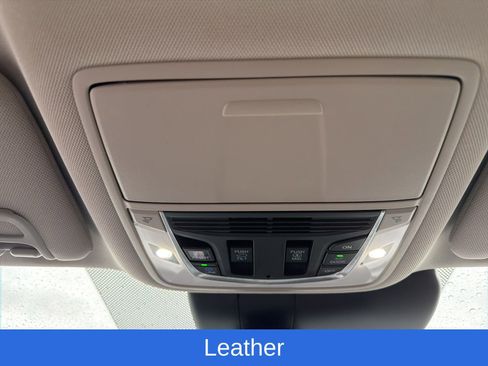 Used 2022 Acura RDX AWD w/ Advance Package image 17