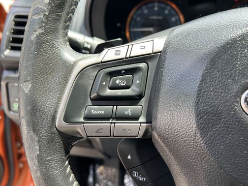 Used 2015 Subaru Crosstrek 2.0i Limited AWD/4WD image 32