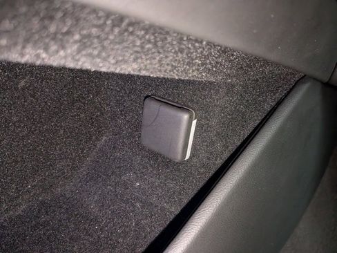 Certified 2024 Cadillac Escalade Sport image 14