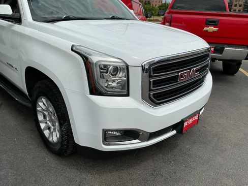 Used 2019 GMC Yukon XL SLT AWD/4WD image 29