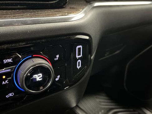 Used 2025 Chevrolet Silverado 1500 LT image 24