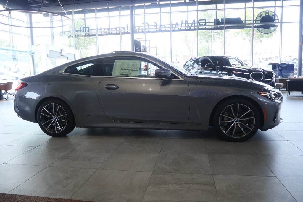 Used 2026 BMW 430i Coupe w/ Parking Assistance Package RWD image 6