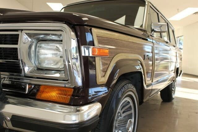 Used 1989 Jeep Grand Wagoneer AWD/4WD image 35