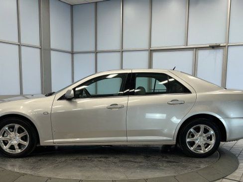Used 2007 Cadillac STS image 4
