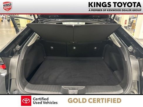 Certified 2025 Toyota Prius XLE FWD image 21