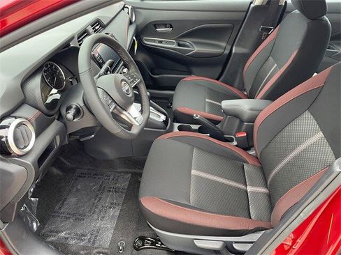 New 2025 Nissan Versa SR w/ Trunk Package image 9