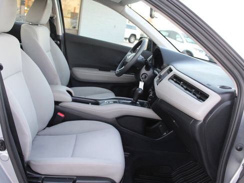 Used 2022 Honda HR-V LX image 14