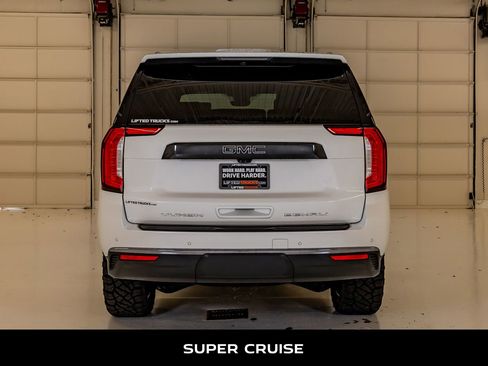 Used 2024 GMC Yukon Denali Ultimate AWD/4WD image 8