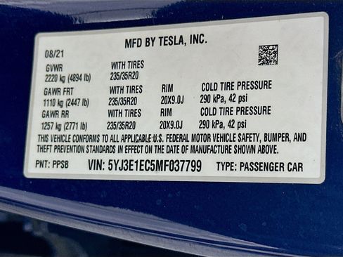 Used 2021 Tesla Model 3 Performance image 12
