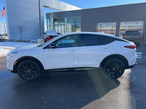 Used 2024 Buick Envista Sport Touring w/ Convenience II Package image 8