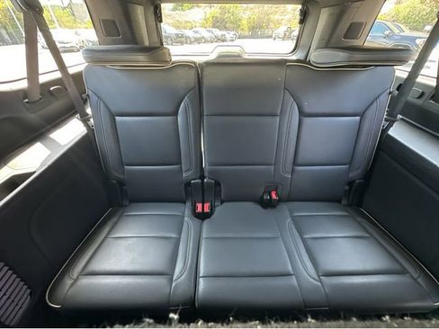 Certified 2024 Chevrolet Suburban Premier AWD/4WD image 16
