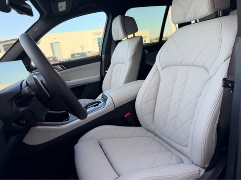 New 2026 BMW X5 xDrive40i image 13
