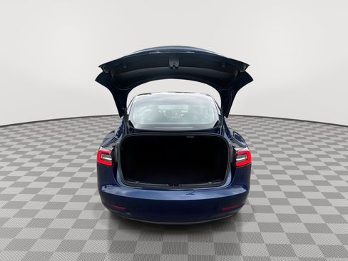 Used 2023 Tesla Model 3 Standard Range RWD image 21
