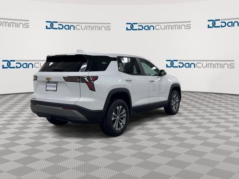 New 2026 Chevrolet Equinox LT image 8