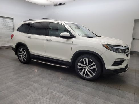 Used 2017 Honda Pilot Elite image 11