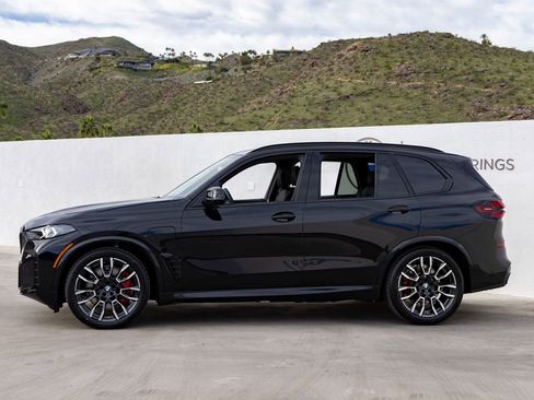 New 2026 BMW X5 xDrive50e image 3