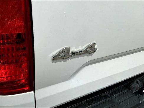 Used 2017 Toyota Tundra Limited w/ Limited Premium Package AWD/4WD image 26