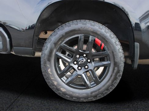 Used 2023 Chevrolet Silverado 1500 RST w/ Redline Edition image 13