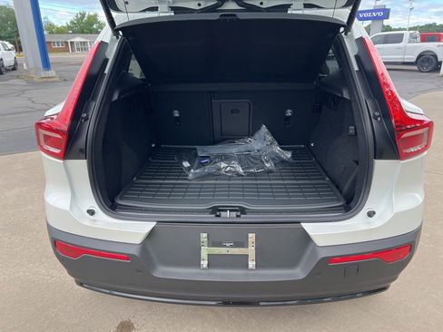 New 2026 Volvo XC40 B5 Plus w/ Protection Package Premier AWD/4WD image 29