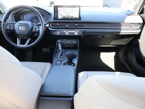 Used 2024 Honda Civic Touring image 13