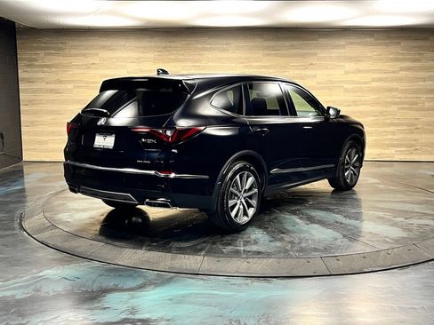 Used 2025 Acura MDX SH-AWD w/ Technology Package image 15